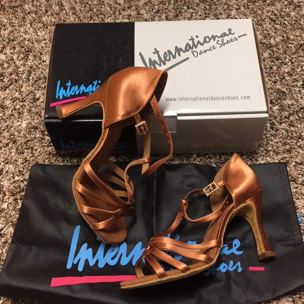 Dance heels - size 5 but run small I am a size 8!